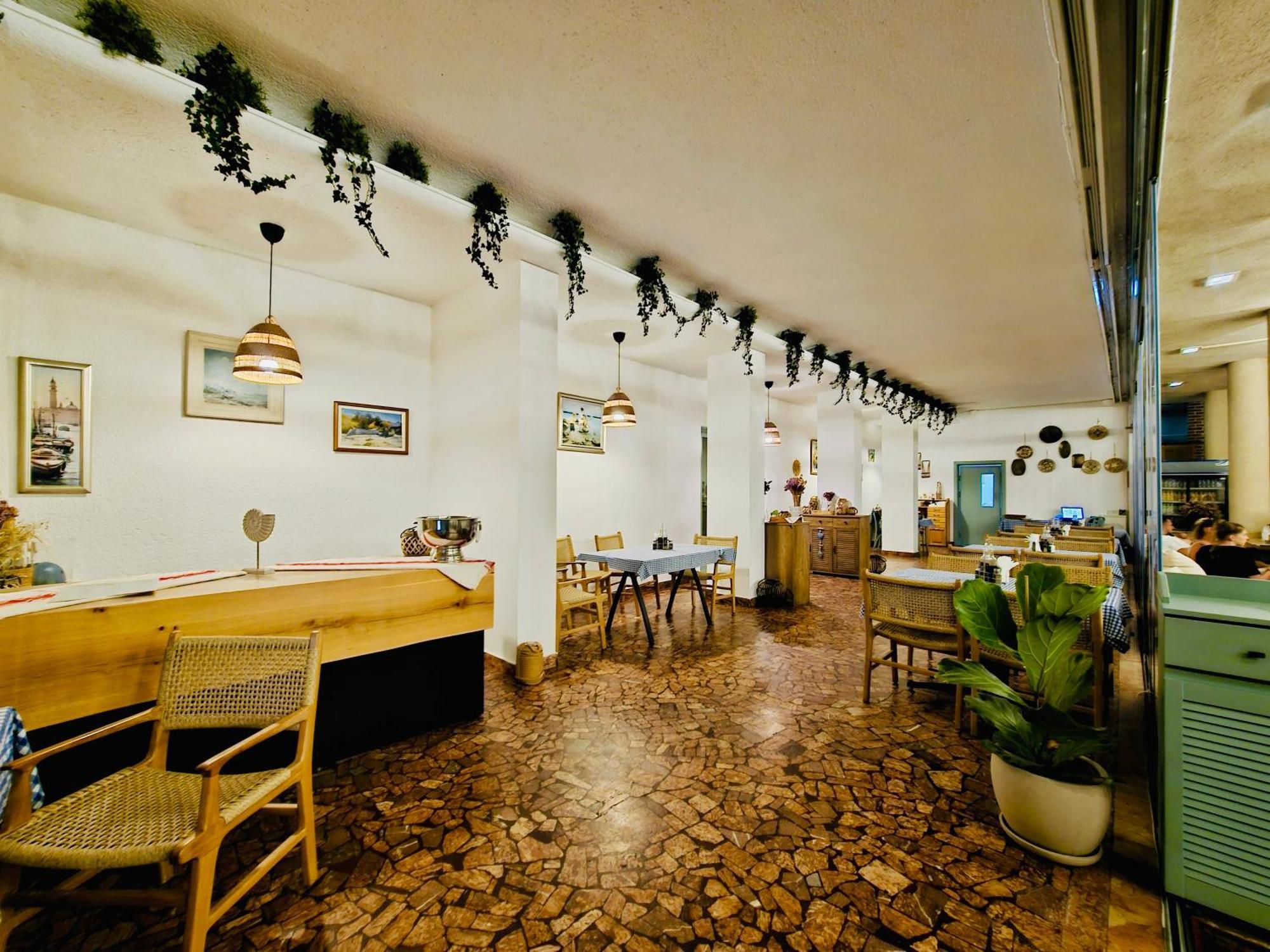 Hotel Carmen Eforie Nord Εξωτερικό φωτογραφία